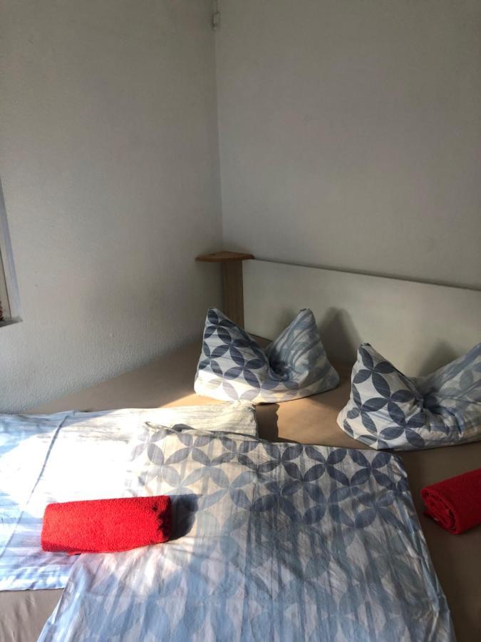 Bungalow Am Wald แบร์เนา ไบ เบอร์ลิน ภายนอก รูปภาพ