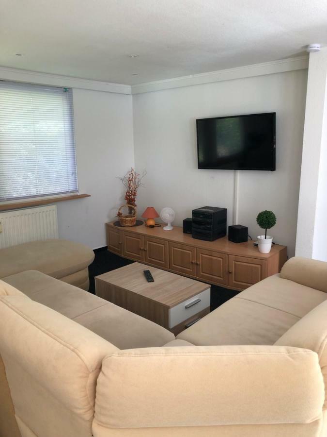 Bungalow Am Wald แบร์เนา ไบ เบอร์ลิน ภายนอก รูปภาพ
