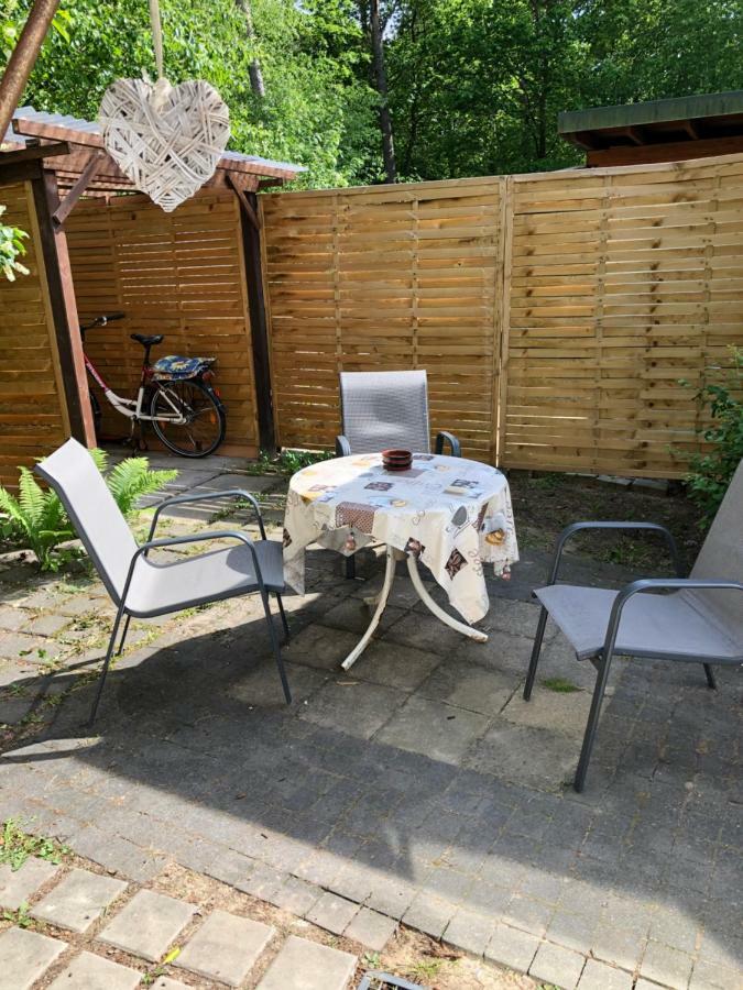Bungalow Am Wald แบร์เนา ไบ เบอร์ลิน ภายนอก รูปภาพ